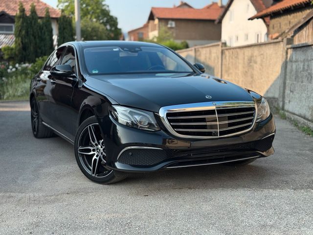 MERCEDES-BENZ Mercedes-Benz E 220 d