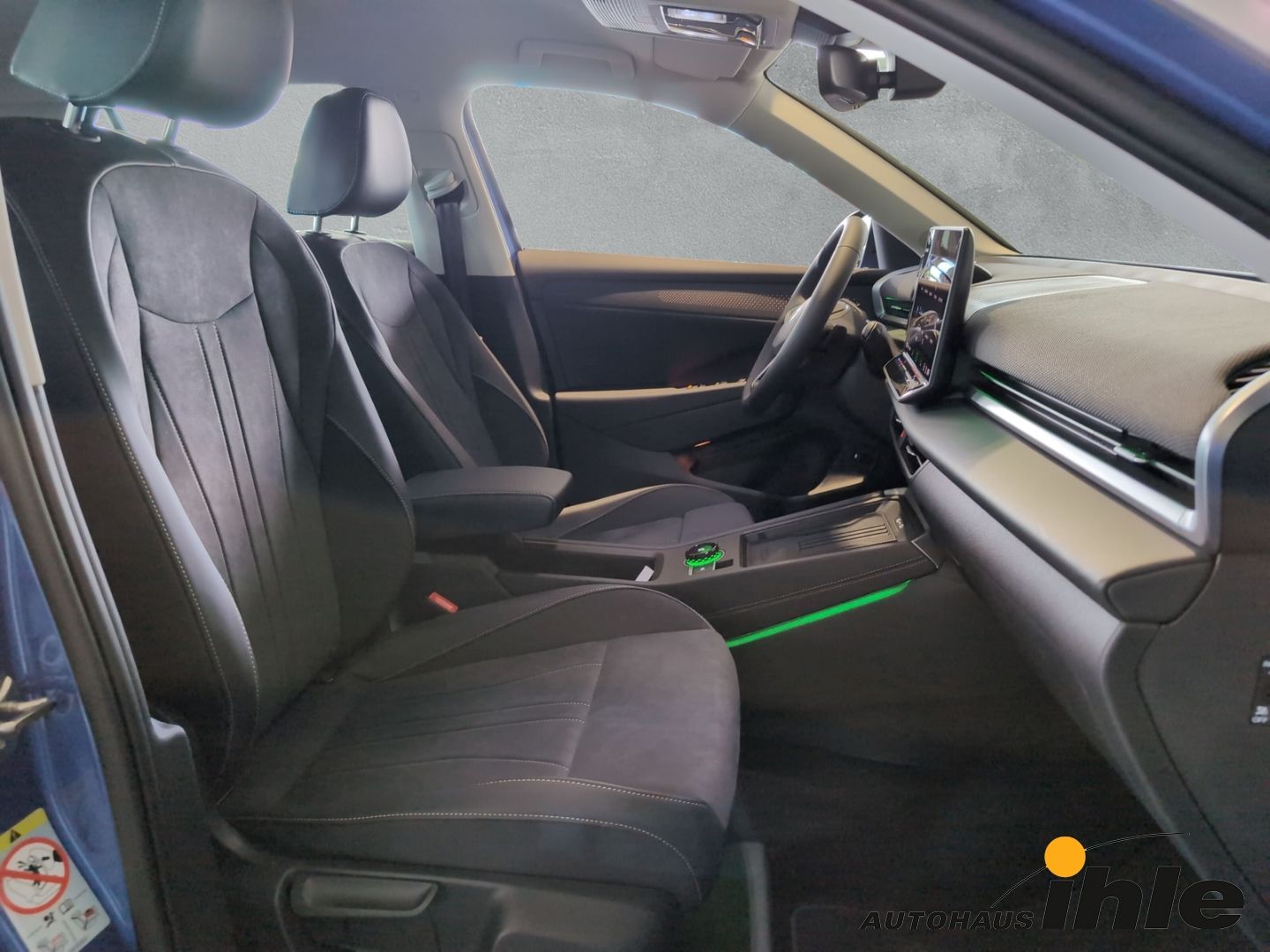 Volkswagen T-Roc Style 1,5 eTSI DSG ELEKTR.HECKKLAPPE AHK A foto 4
