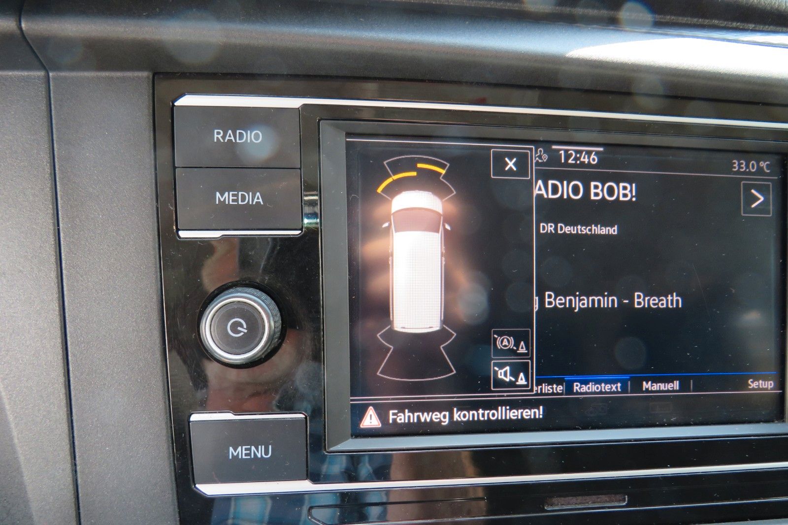 Fahrzeugabbildung Volkswagen T6.1 Kombi TDI 9SITZE GRA PDC APP-CONNECT SITZH.