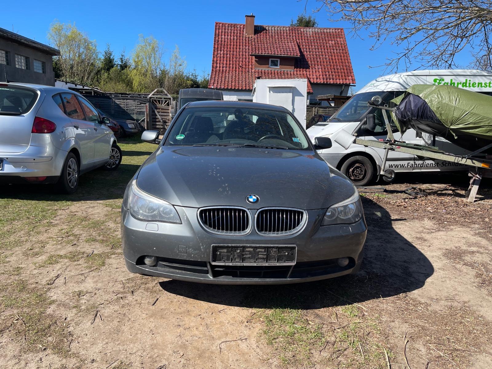 BMW 523i A touring"AUTOMATIK"NAVI"LEDER"KLIMA"