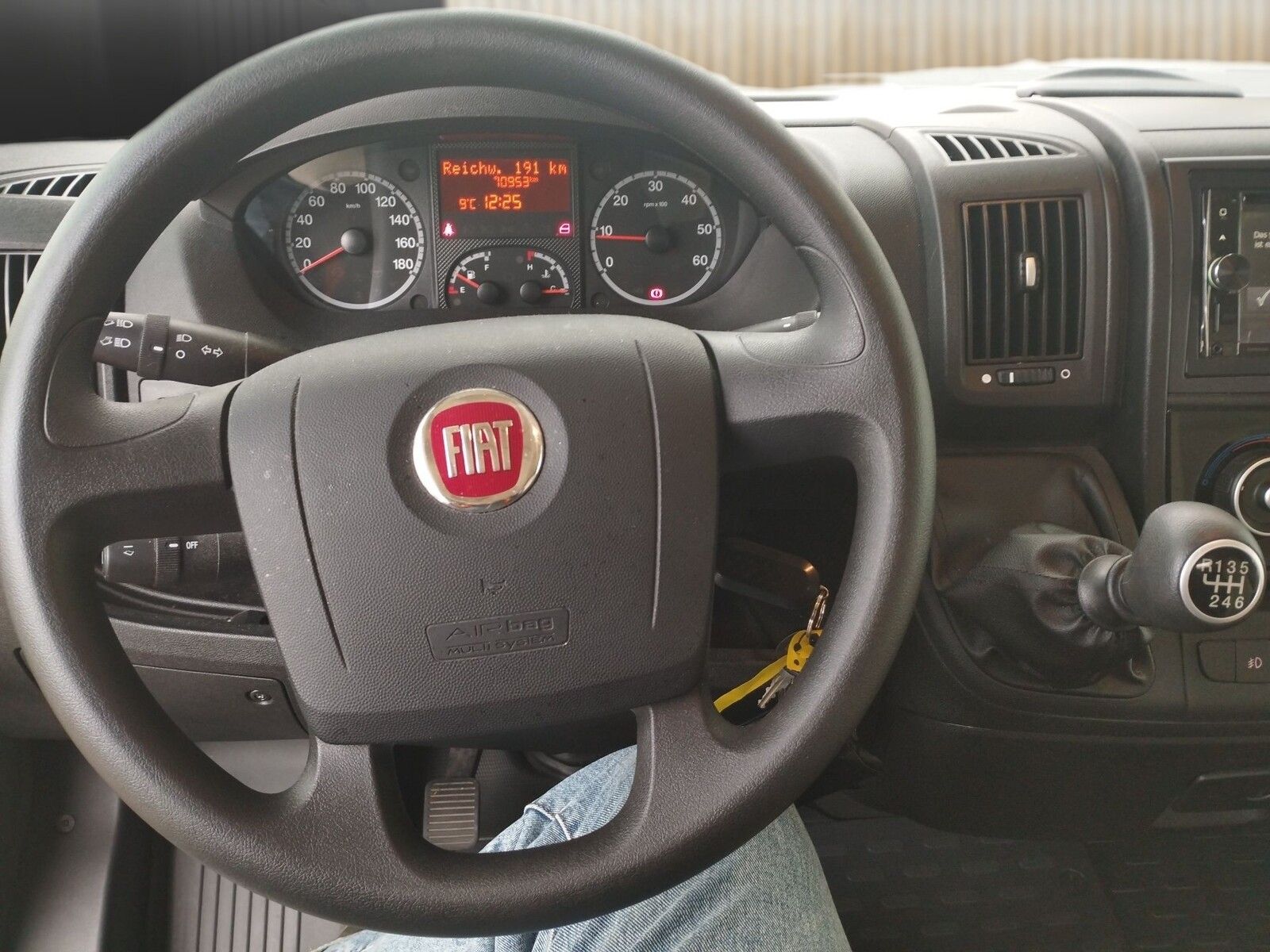 Fahrzeugabbildung Knaus Van i 600 ME Solar, SAT & TV, Markise