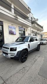 Land Rover Defender 110 2.0 SD4 240CV AWD Auto H - silberne Land Rover Defender