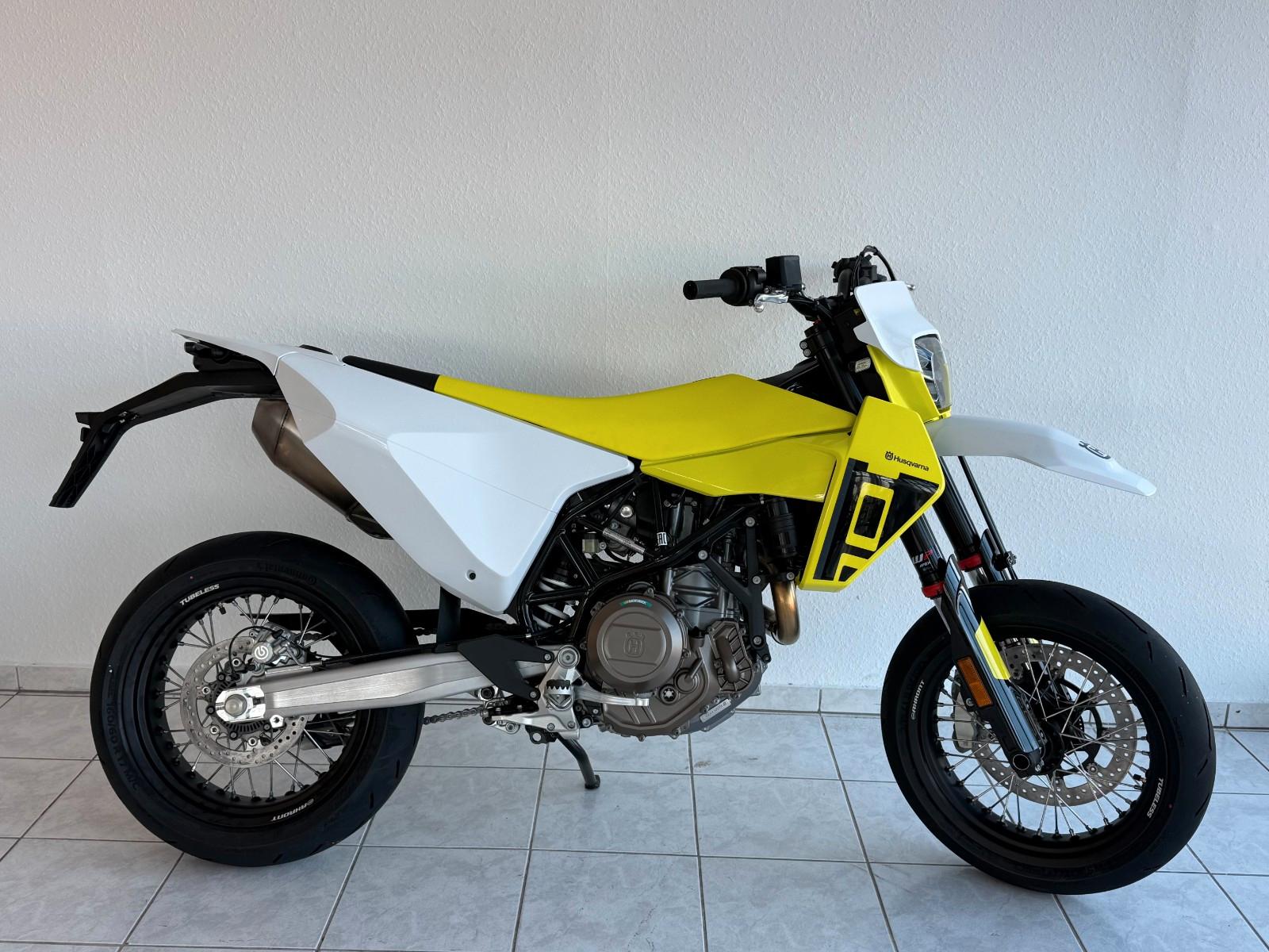 Husqvarna 701 Supermoto 2026 inkl. Tech Pack
