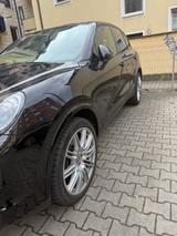 Porsche Cayenne Diesel Platinum Edition Platinum Edition - Porsche Cayenne in Nürnberg