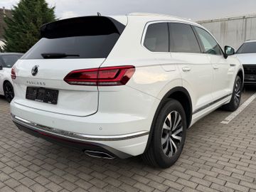 Volkswagen Touareg - 7