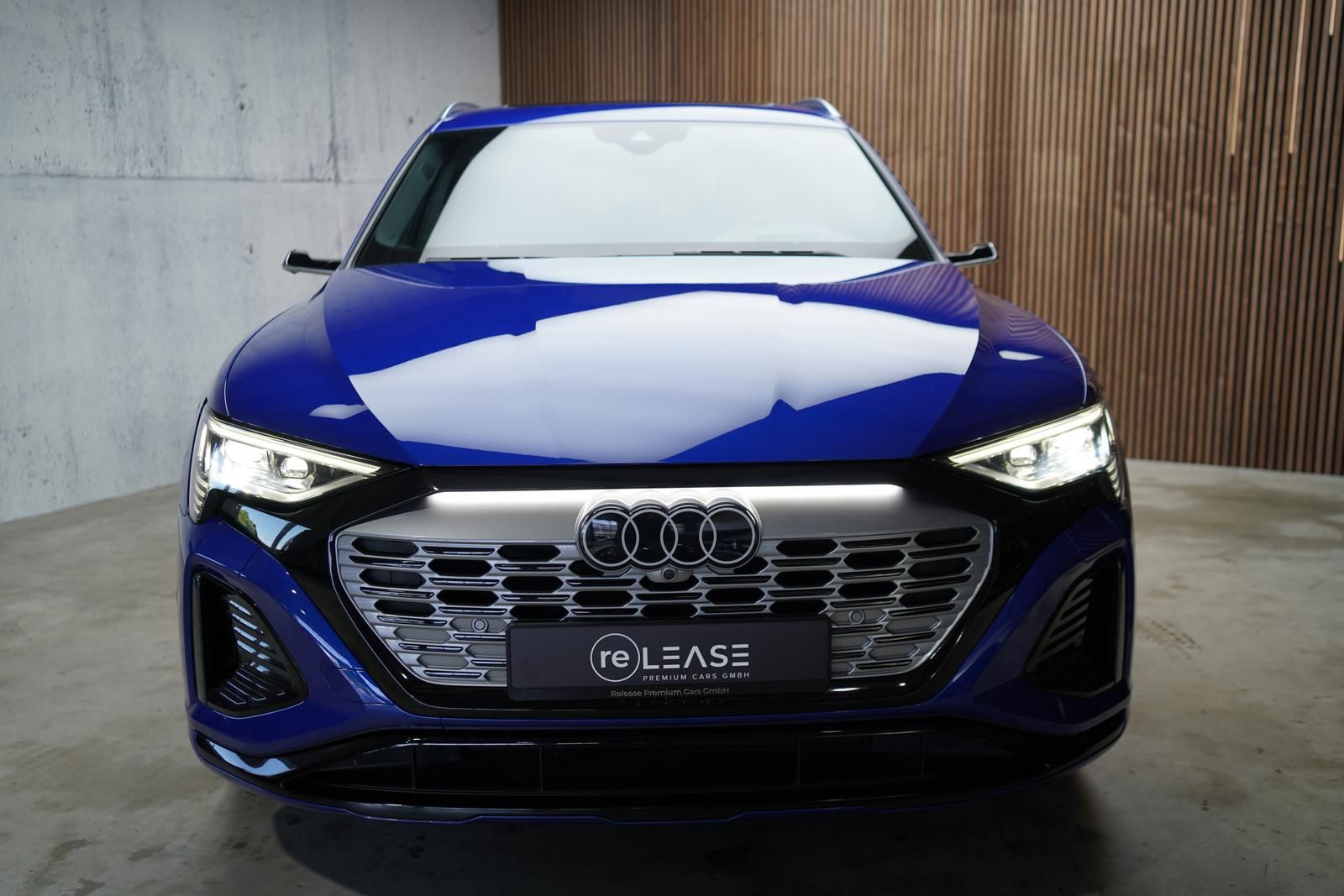 Audi Q8 e-tron 55 quattro S-Line | Pano | B&O | HuD imagem 3