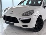 Porsche Cayenne Turbo S - AHK/Burm./Chrono/ACC/Volleder - Porsche Cayenne Gebrauchtwagen in Hamburg