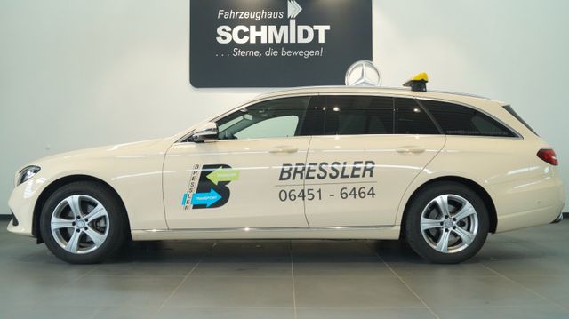 MERCEDES-BENZ TSE  E 220 T Distr Plus-LED-DAB-AHK-Comand -