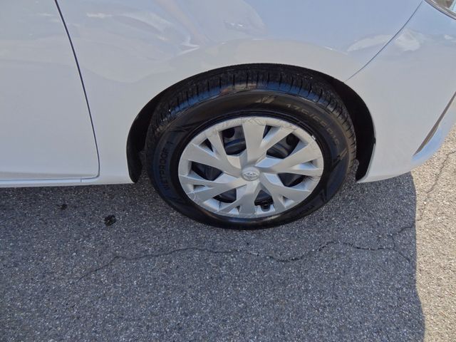 Fahrzeugabbildung Toyota Yaris Comfort/Automatik/1.Hd/Kam/4-Türig/