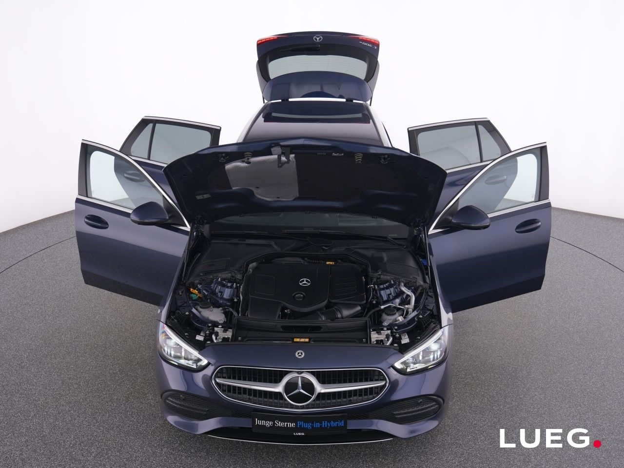 Mercedes-Benz C 300 e T Avantgarde DLight Dist Mem 360 HUD EHe foto 13