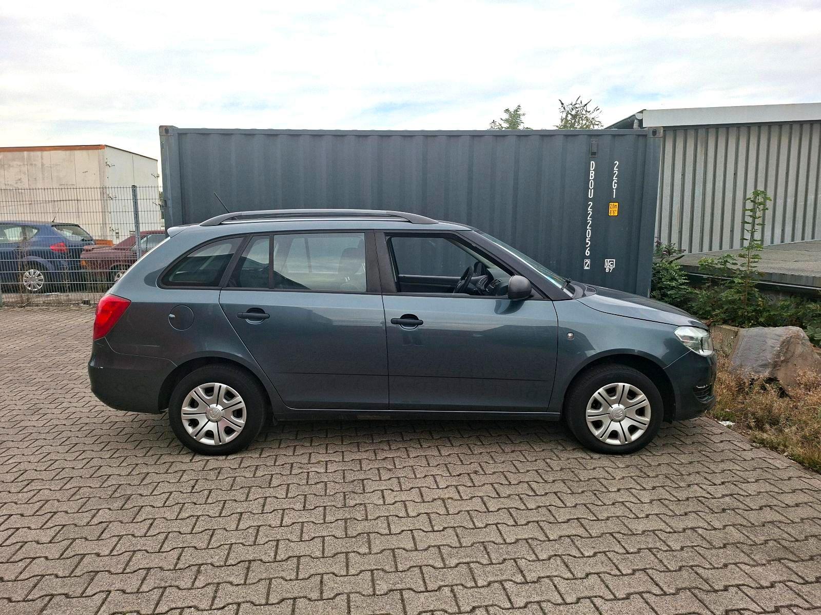 Skoda Fabia 2014 — engine 72 HP (53kW)