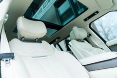 LAND ROVER Range Rover SV / 360° / PANO / LWB / P615 / 23" LAND ROVER Range Rover SV / 360° / PANO / LWB / P615 / 23"