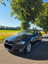 BMW E90 318i Limousine - BMW 318: E90