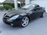 Mercedes-Benz SLK 300 SLK Roadster SLK 300Xenon*LEDER*ALU - Mercedes-Benz SLK 300 mit Benzin-Antrieb: Automatik