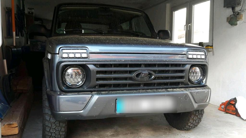 Lada Urban