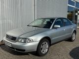 Audi A4 1.6 Automatik Schiebedach PDC Klima - gebrauchte Audi A4 aus dem Jahr 1998