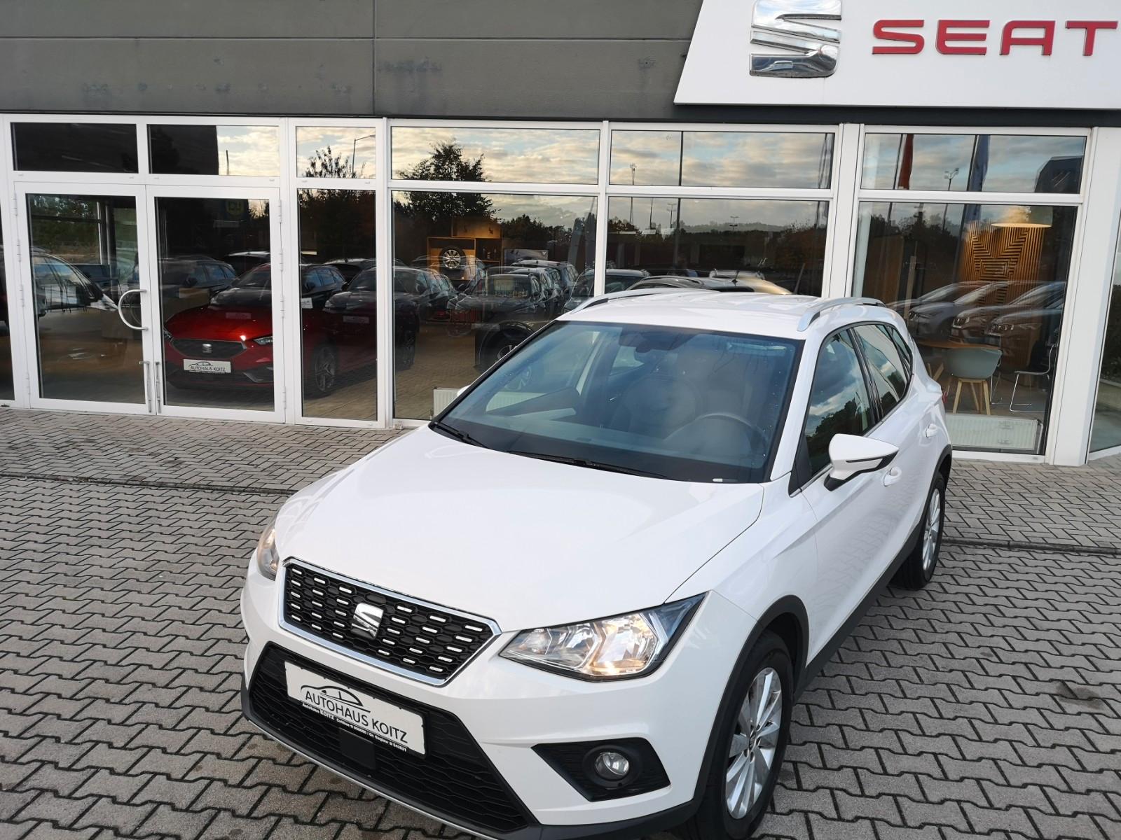 Seat Arona Xcellence WKR PDC DAB-Radio SHZ AAC