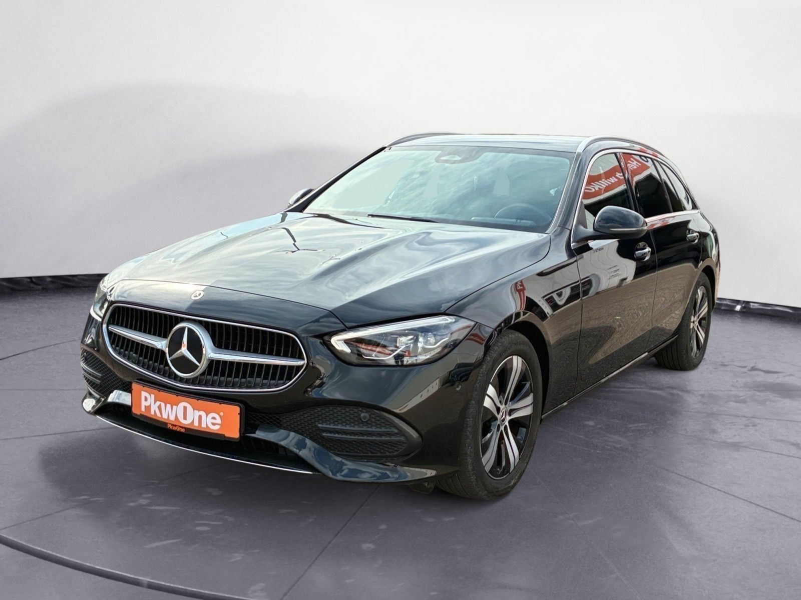 Mercedes-Benz C 180 Avantgarde LED*AHK*KEYLESS-GO*PDC+KAMERA*