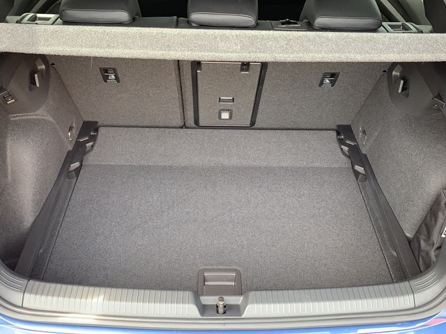 Golf VIII EDITION 50 1,5 l eTSI 110 kW 150 PS 7-