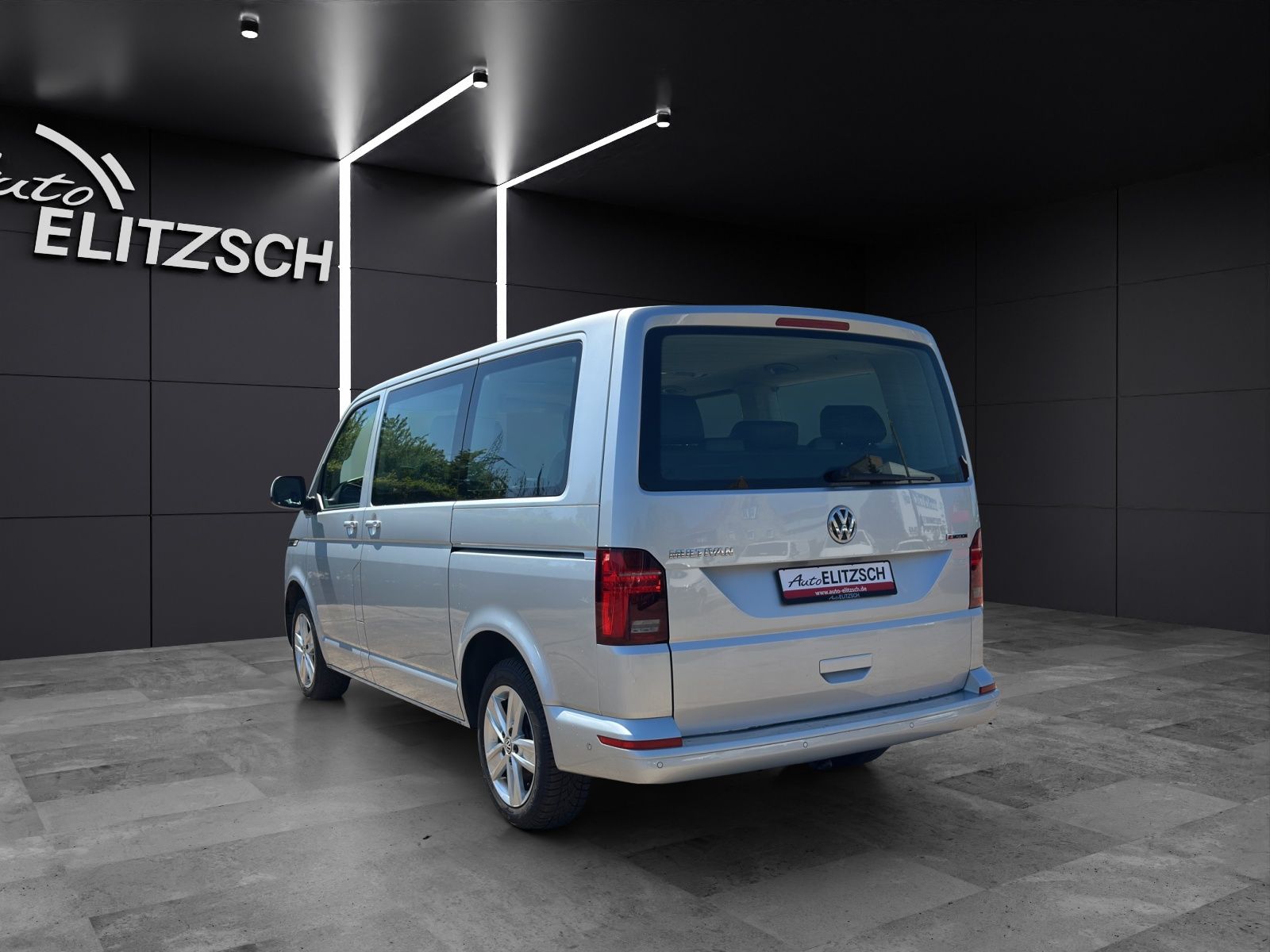 Fahrzeugabbildung Volkswagen T6 Multivan T6.1 TDI DSG 4M LED DCC AHK NAVI STH