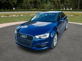 Audi A3 Limousine ambition - Audi A3: Blau