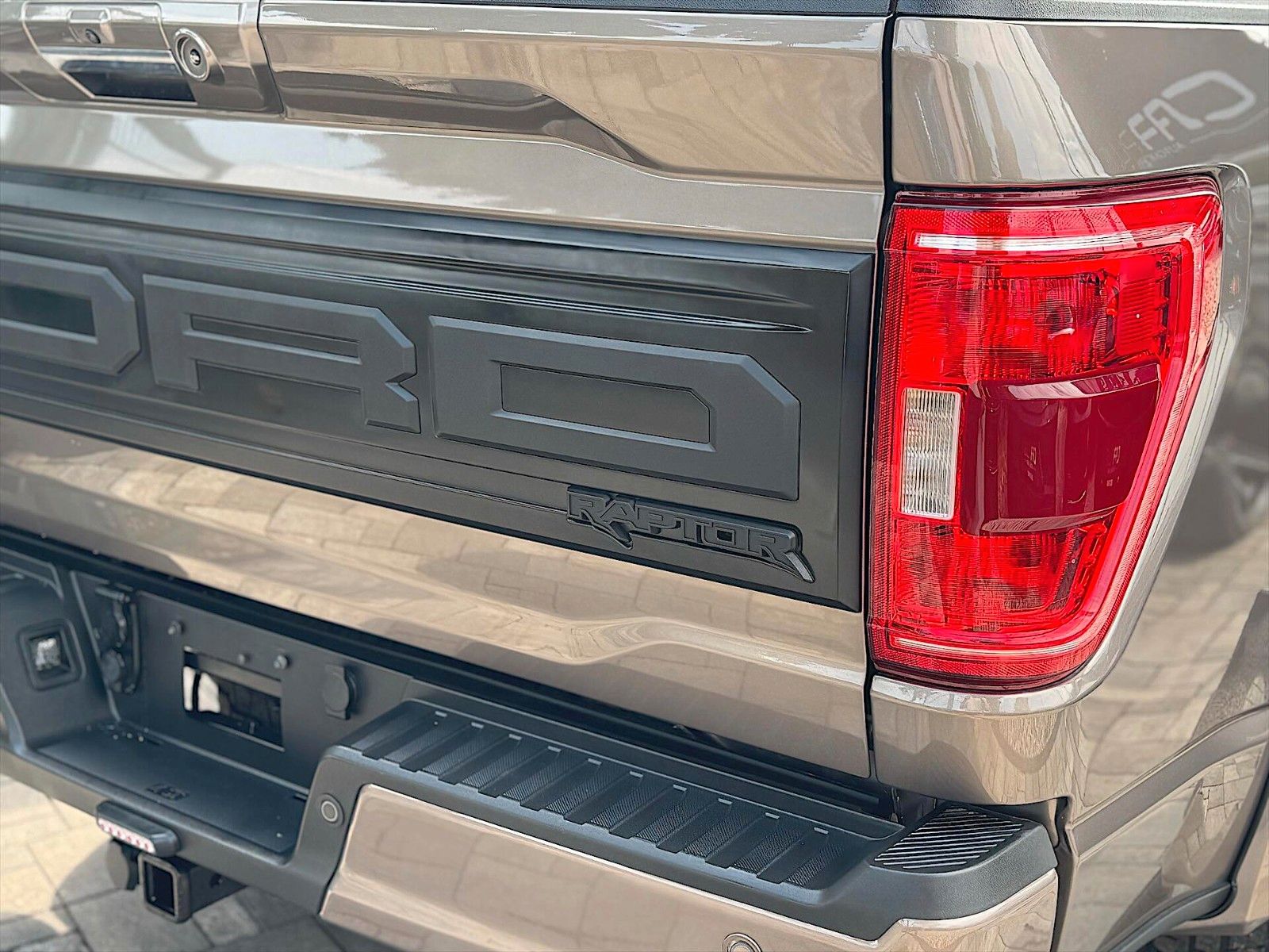 Fahrzeugabbildung Ford F150 5.0L V8 4x4 Offroad SuperCrew RAPTOR 19%