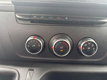 Bild 7 Opel Movano B Kasten L2H2 Klima Navi Parkpilot