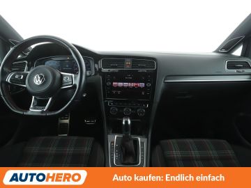 Volkswagen Golf - 12