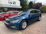 Volkswagen Passat Variant 1.5 TSI LED/360°/digCock/AHK/M:21 - Volkswagen Passat Variant in Krefeld