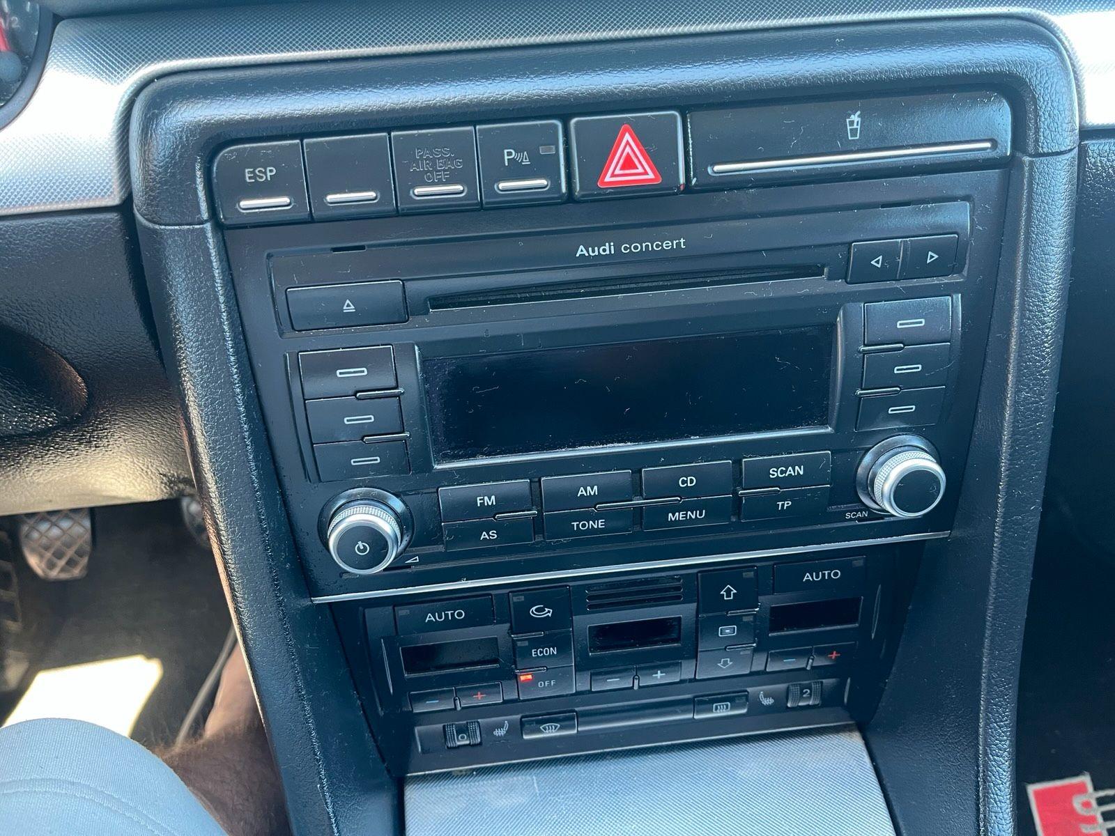 Audi A4 2007 — photo 14