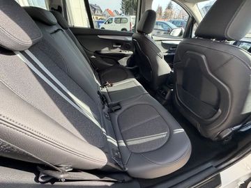 BMW 218 Gran Tourer - 9