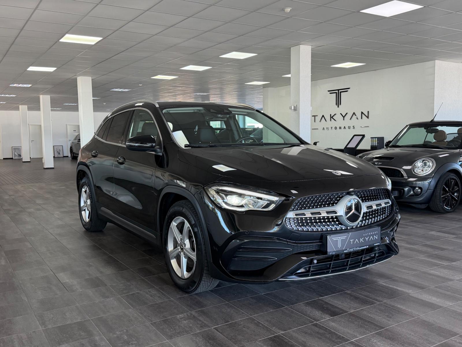 Mercedes-Benz GLA 200
