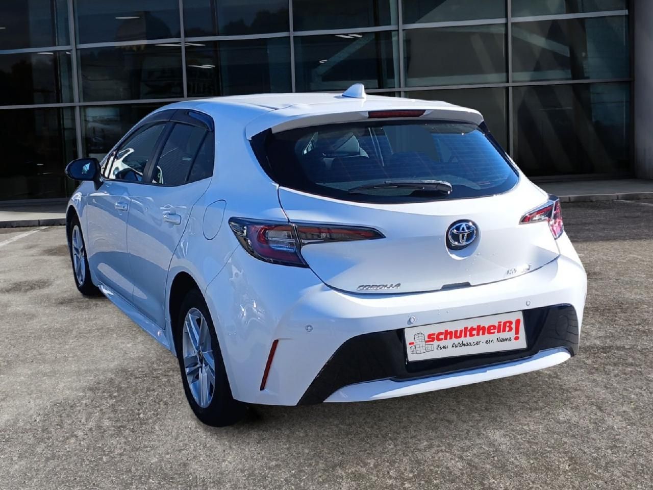 Fahrzeugabbildung Toyota Corolla Hybrid Comfort