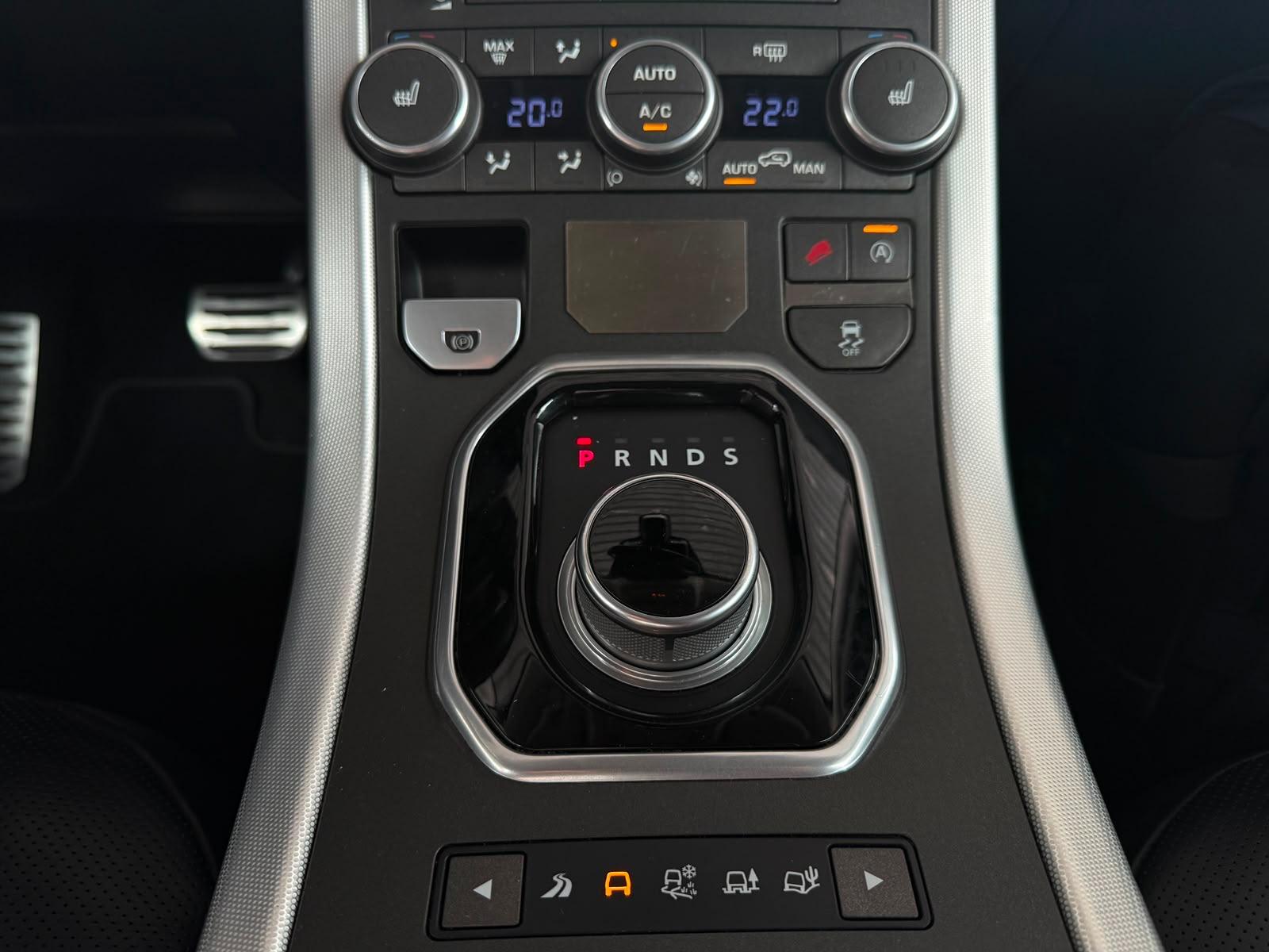 Land Rover Range Rover Evoque HSE Dynamic NAVI/XENON/LEDER