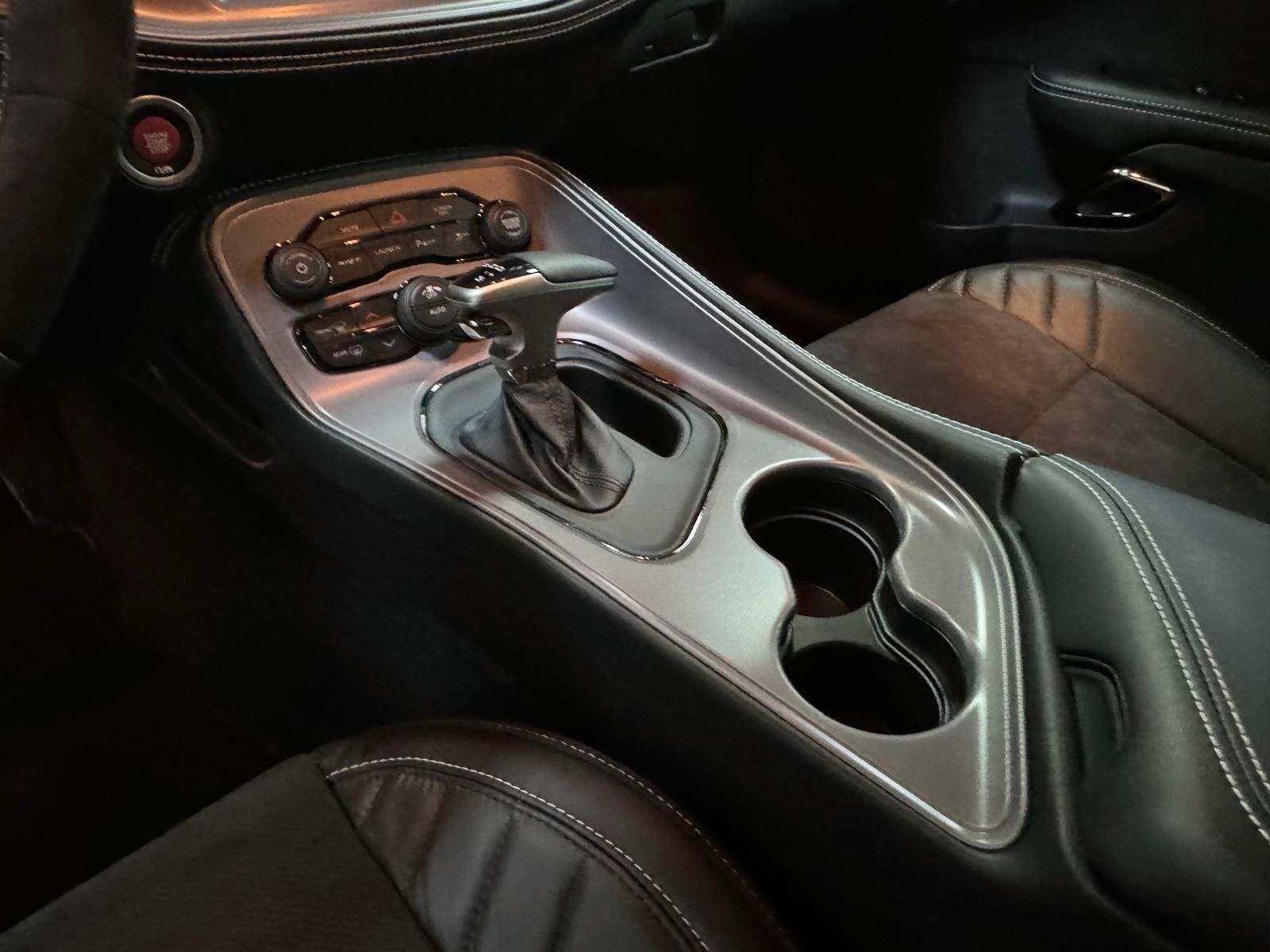 Fahrzeugabbildung Dodge HELLCAT JAILBREAK -LAST CALL-YELLOW CALIPERS