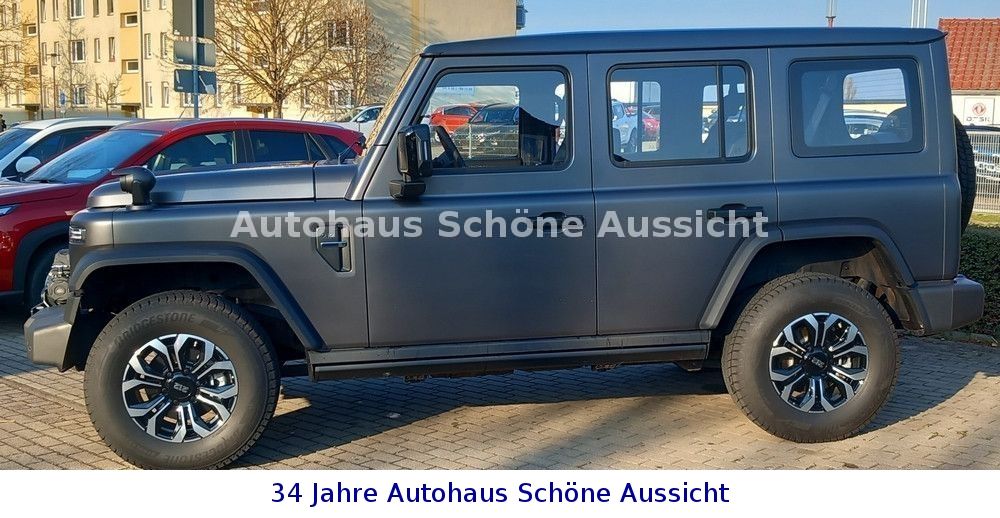 BAW 212 Allrad Diesel/Seilwinde/Suchscheinwerfer imagem 2
