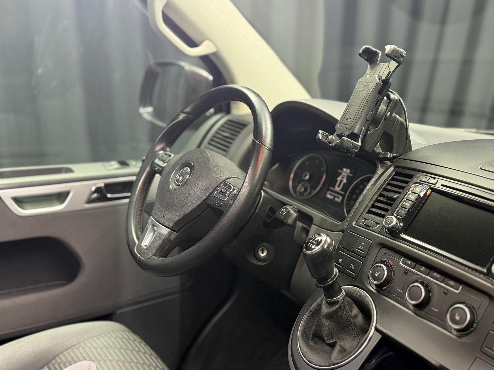 Fahrzeugabbildung Volkswagen Volkswagen T5 Multivan Comfortline 4Motion