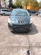 Peugeot 5008  Privatverkauf mit Ratenzahl... - : Privatverkauf