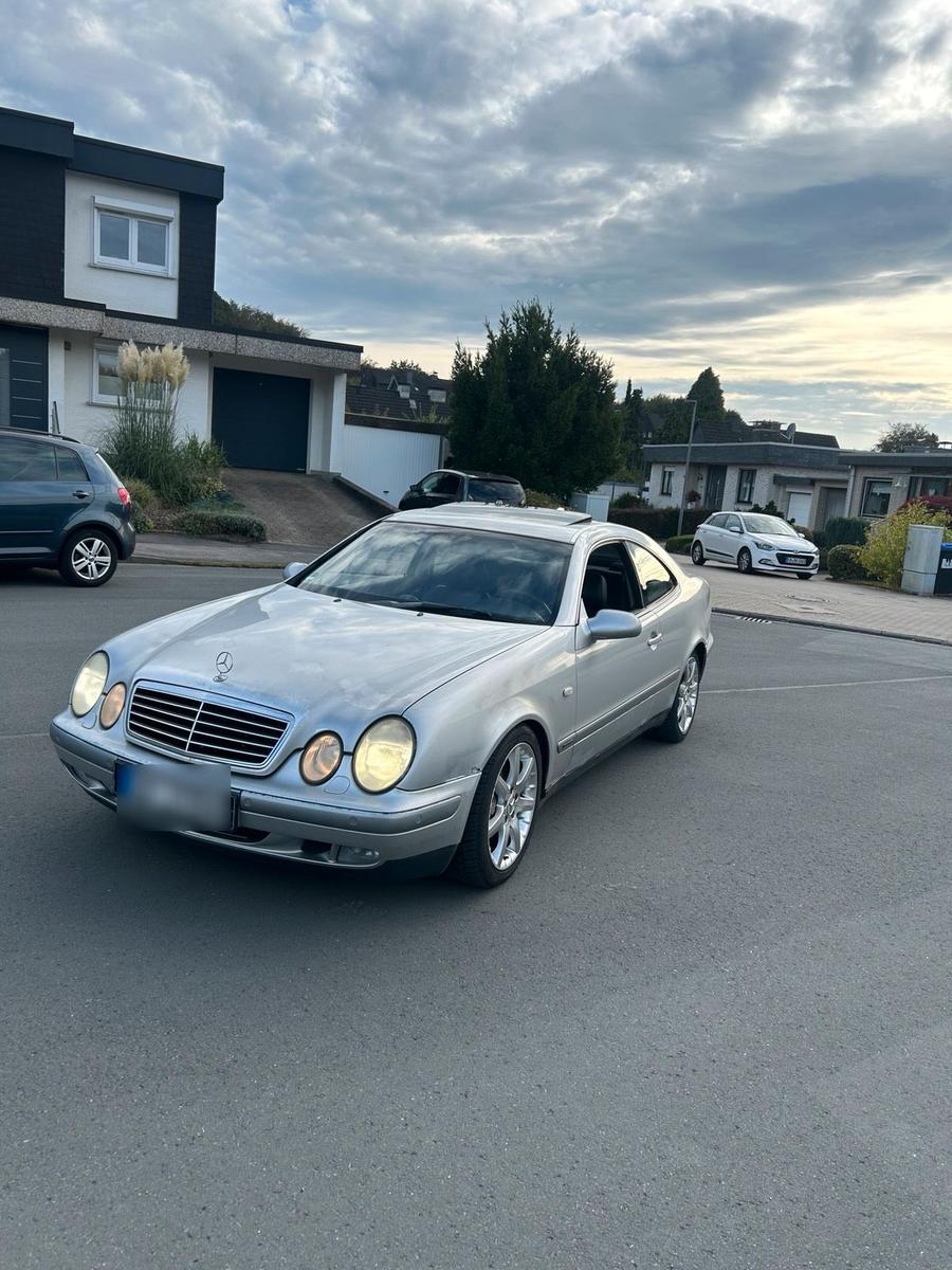Mercedes-Benz CLK 430