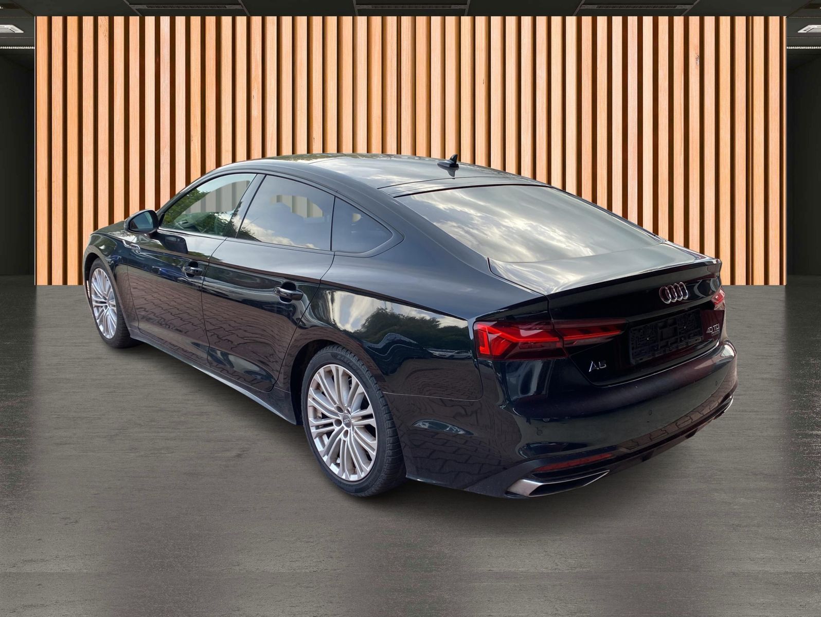 Audi A5 40 TDI quattro mHEV BlackPack MatrixLED Pano foto 4