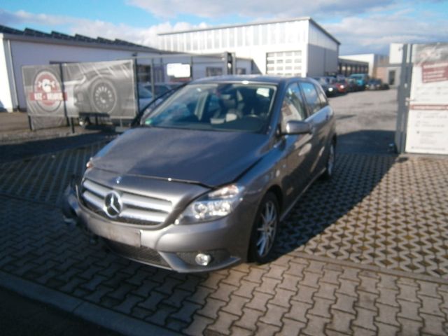 Mercedes-Benz B 180 BlueEFFICIENCY