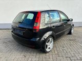 Ford Fiesta 1.6 16V Ghia - Ford Fiesta aus 2002: Ghia
