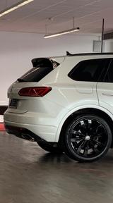 Volkswagen Touareg 3.0 TDI 330PS 750Nm R-Line Black Style - Volkswagen Touareg 7L