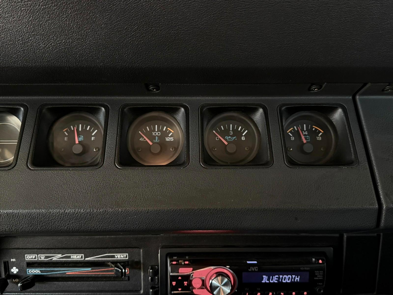 JEEP WRANGLER - 2.5l - 121 CV - BVM - CARNET D'ENTRETIEN