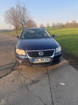 Volkswagen VW VOLKSWAGEN, Passat, Kombi,Blau, guter Z... - VW Passat Variant von 2005