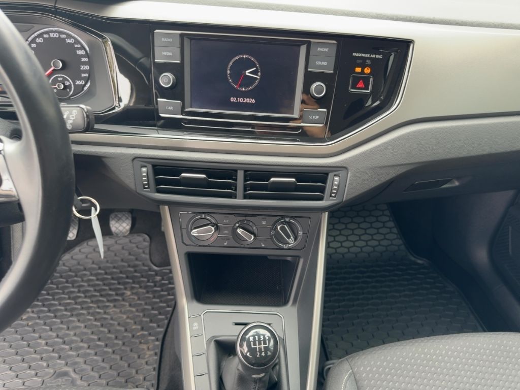 Fahrzeugabbildung Volkswagen Polo Comfortline Sitzheizung Klima Einparkhilf