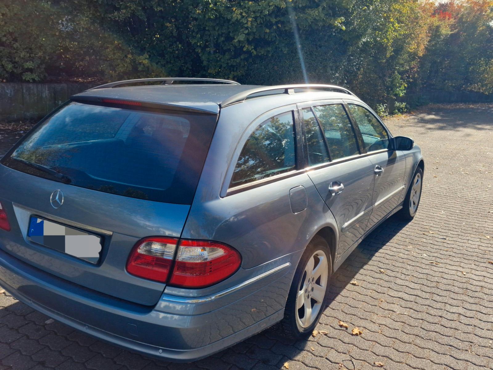 Mercedes-Benz E240 2004 — photo 5