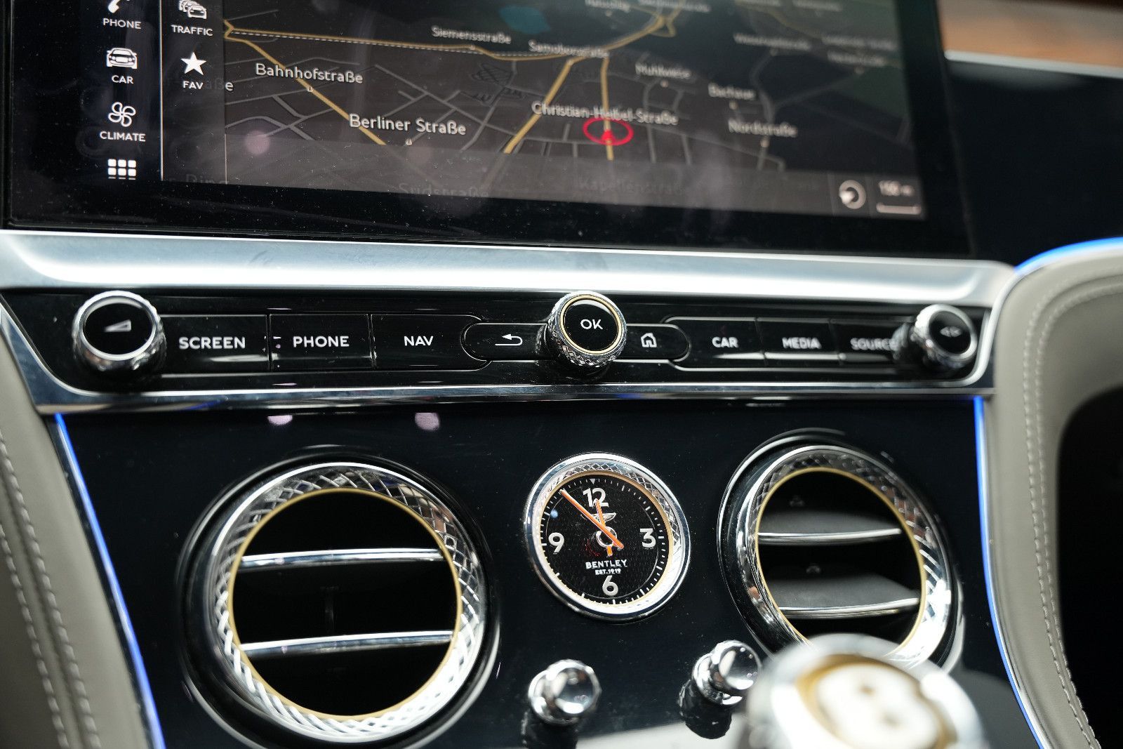 Fahrzeugabbildung Bentley Continental GT W12 First Edition *Rotation*B&O*