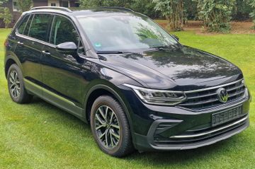 Volkswagen Tiguan - 2