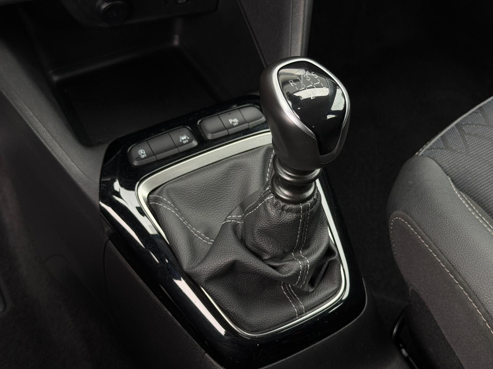 Fahrzeugabbildung Opel Corsa F Elegance 1.5 D DAB GRA Navi LED SHZ PDC